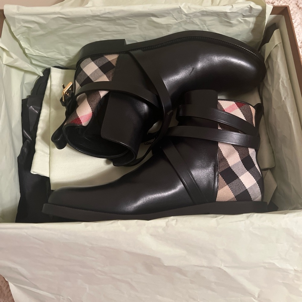 NEW BURBERRY BURBERRY PRYLE HOUSE CHECK ANKLE BOOTS EU 39 US 9 ITALY